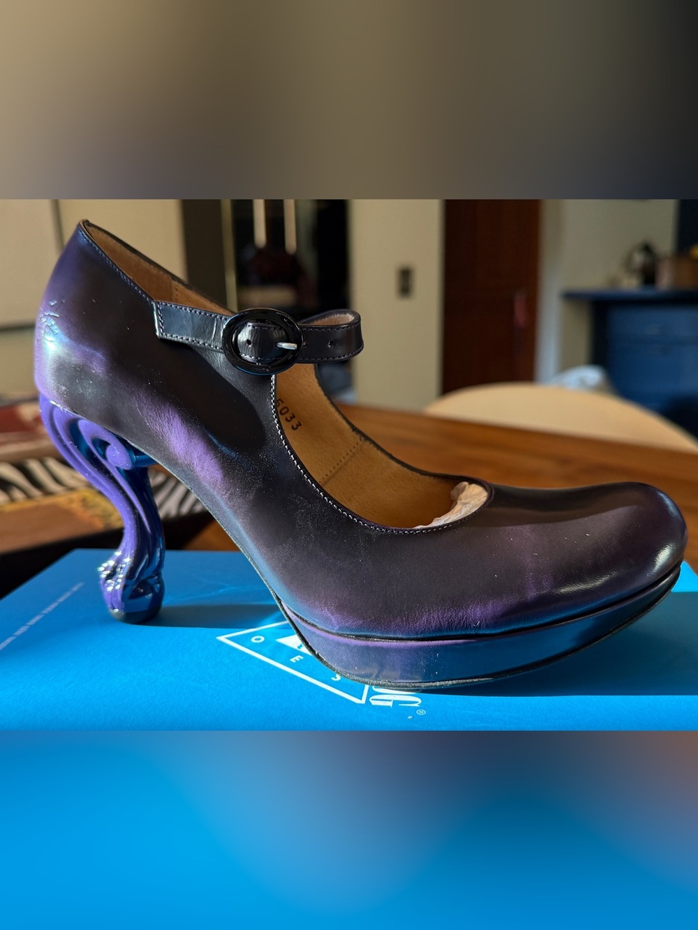 John Fluevog Elizabeth Queen Transcendent in Purple - Picture 5 of 13